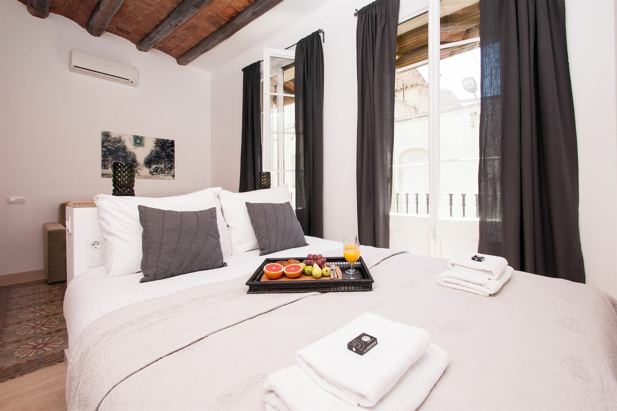 Short Stay Group Gracia Serviced Apartments Barcelona Luaran gambar